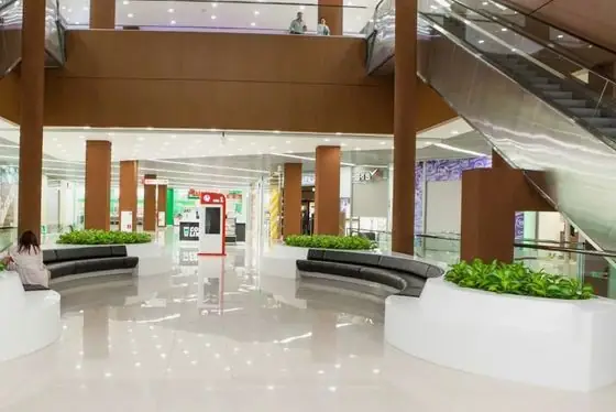 Окна офиса — 120 м²